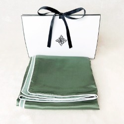 Pure 19 Momme Mulberry Silk pillowcase